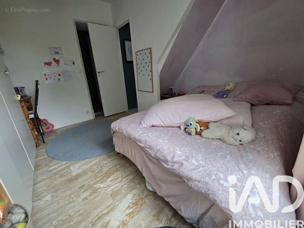Maison 108 m² à Courteuil  - photo 8