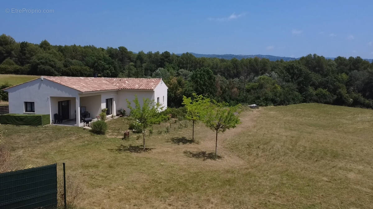 Maison à SALERNES