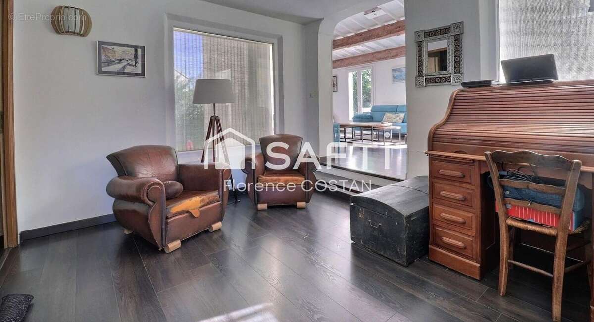 Photo 2 - Maison à VELAUX