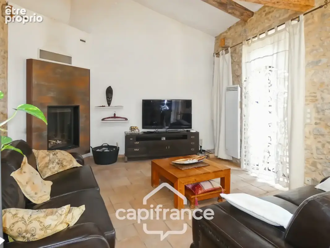 Laudun-maison de village 90m² avec cour et terrasse - photo 6