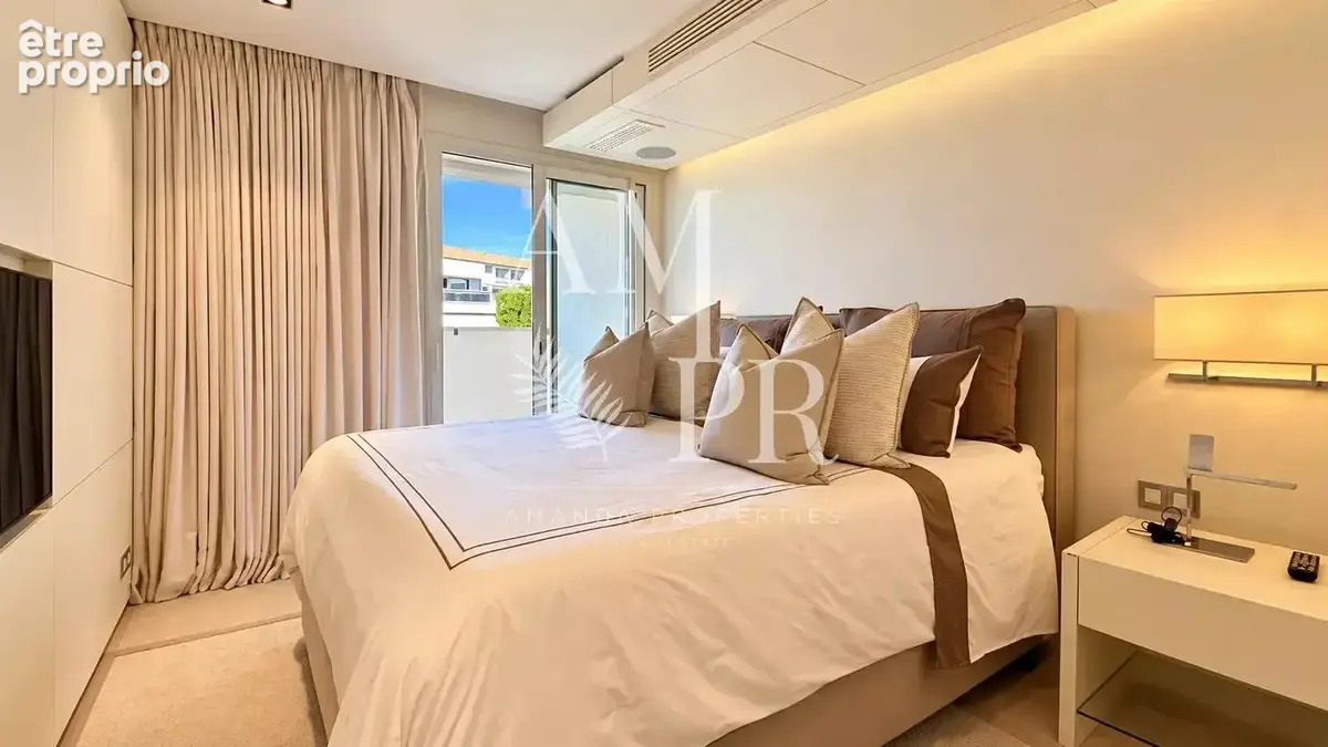 Cannes – arrière-croisette  140 m² – 4 chambres en suite – double espace de vie - photo 7