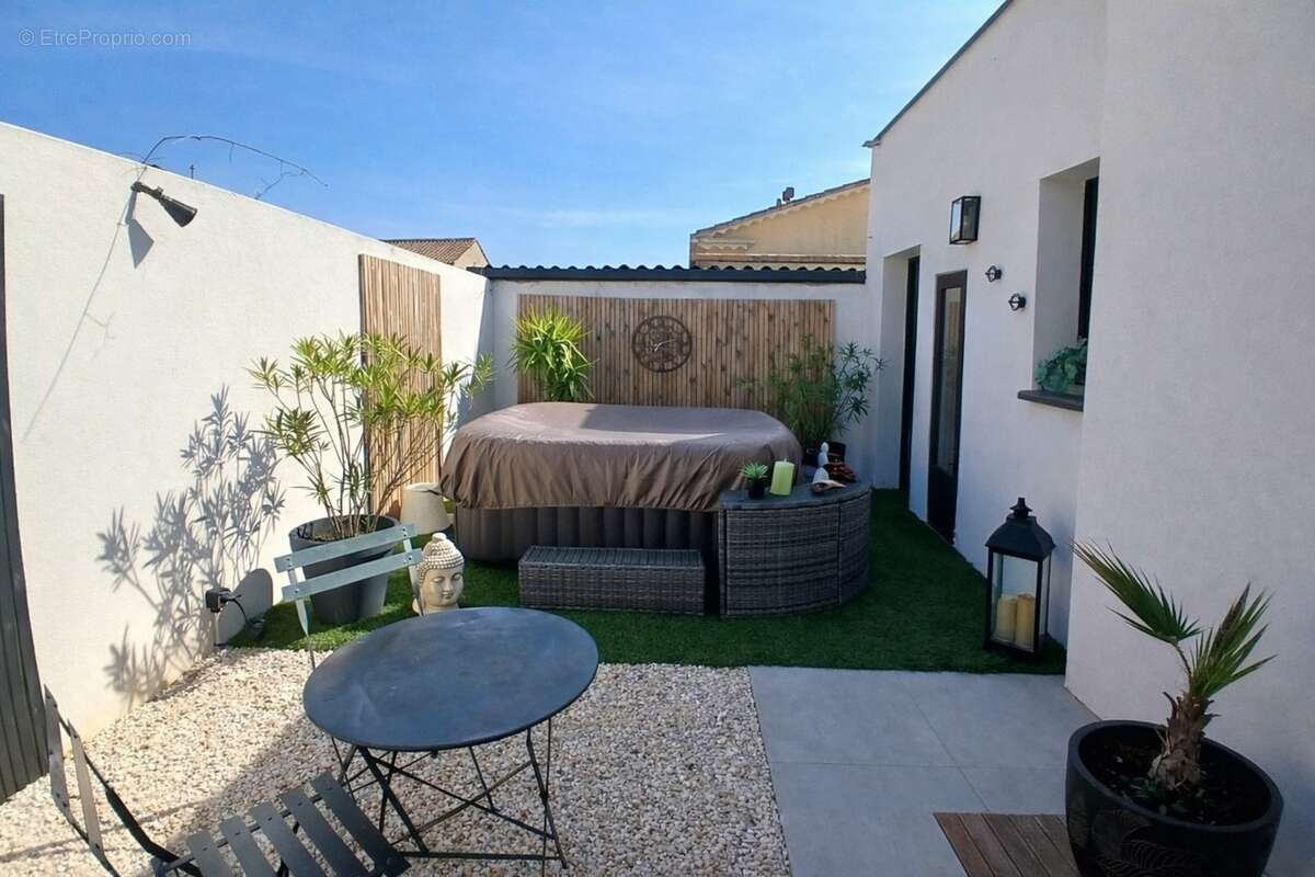 Villa plain-pied contemporaine 3 chambres avec suite parentale et terrain piscinable - photo 5