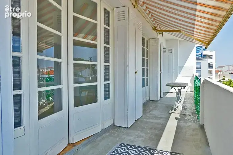 Appartement 76 m² à Saint-Georges-De-Didonne  - photo 9