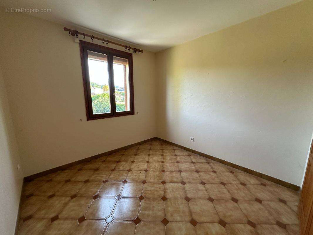 Maison à SAINT-HILAIRE