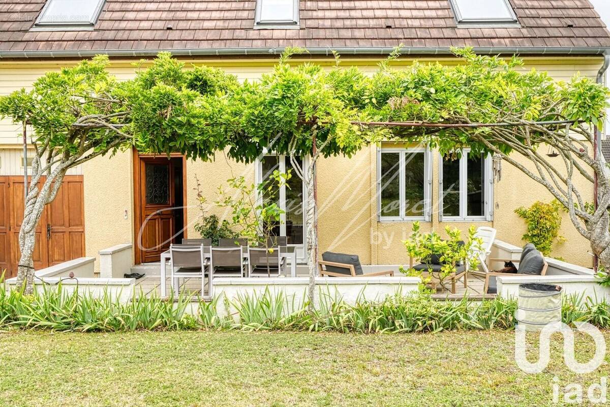 Photo 1 - Maison à MEDAN