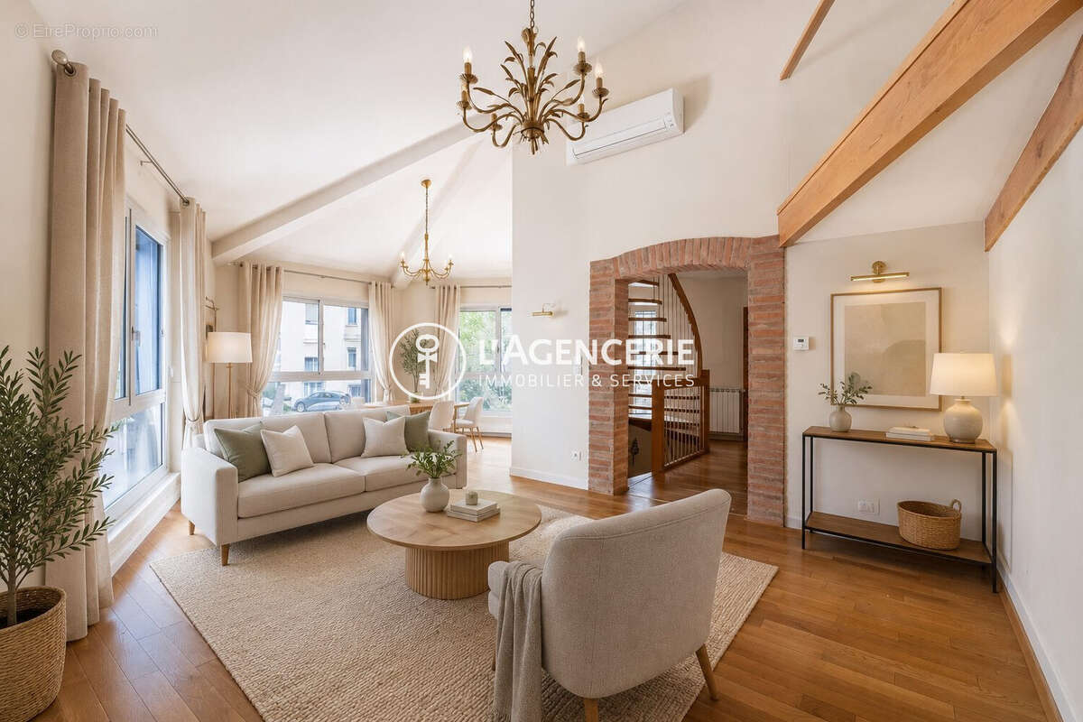Maison 190 m² à Toulouse  - photo 2