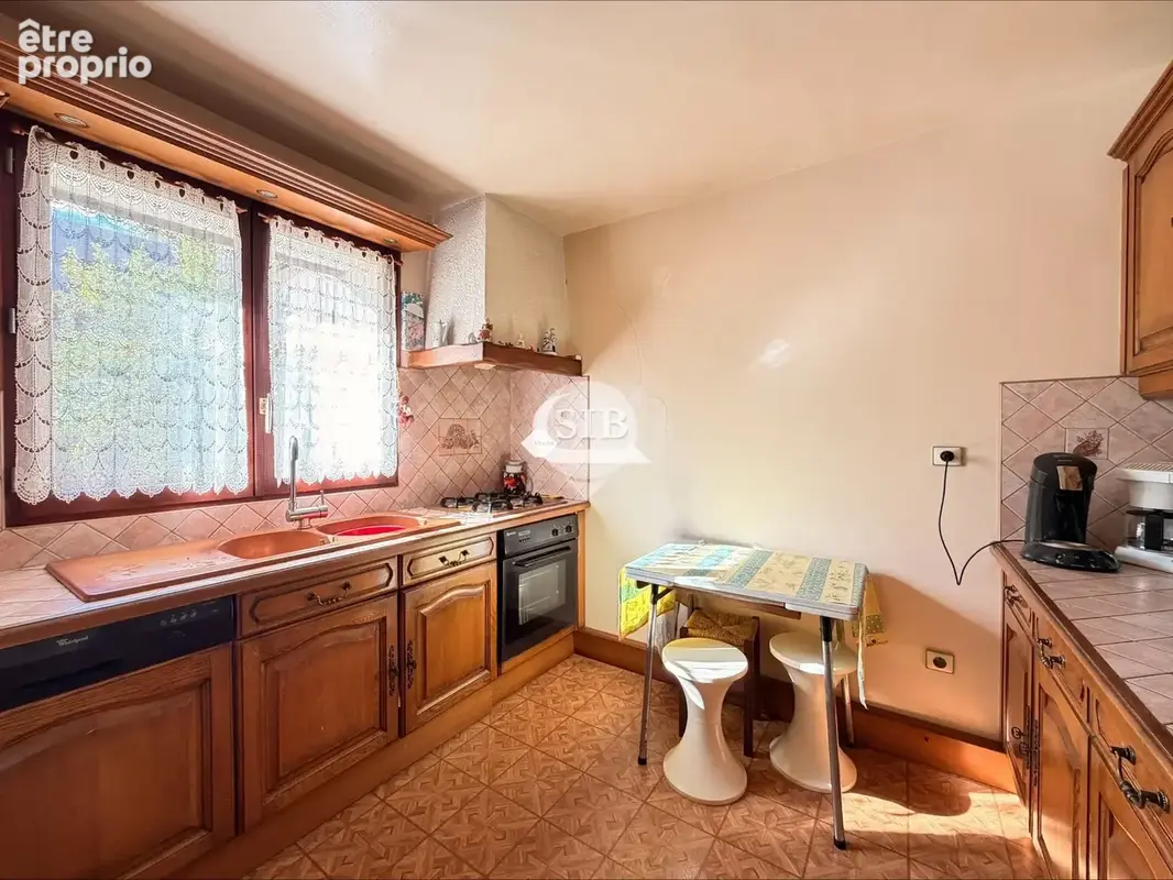 Maison 10 pièces 186 m² à vendre à La Ville-Du-Bois (91620) - photo 7