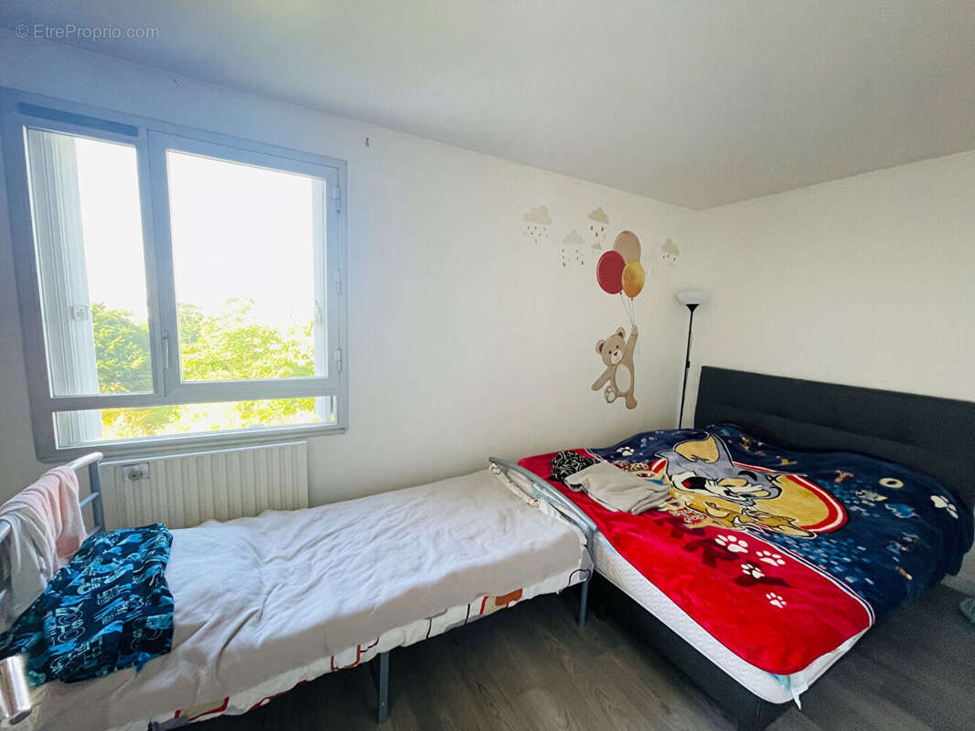 Appartement à SARTROUVILLE