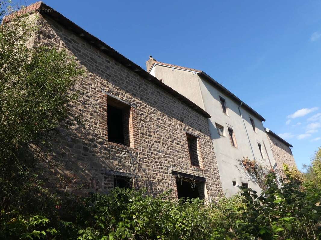 Maison à SAINT-PIERRE-DE-VARENNES