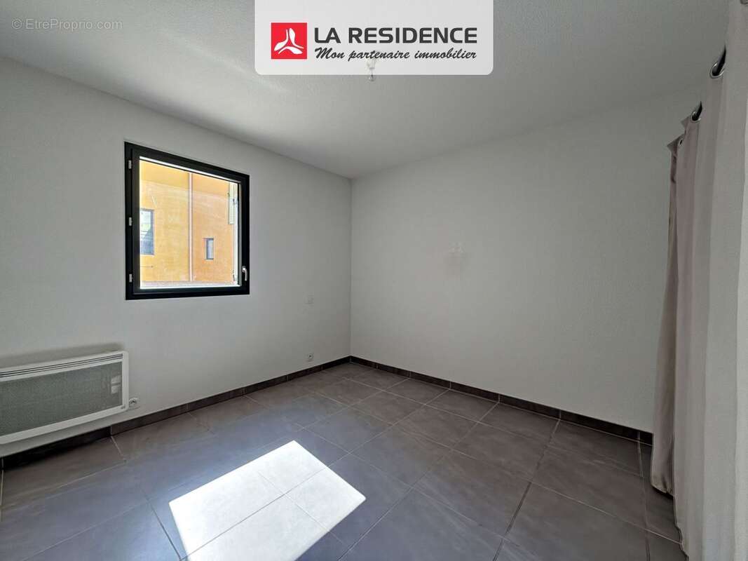 Appartement 56 m² à Frejus  - photo 8