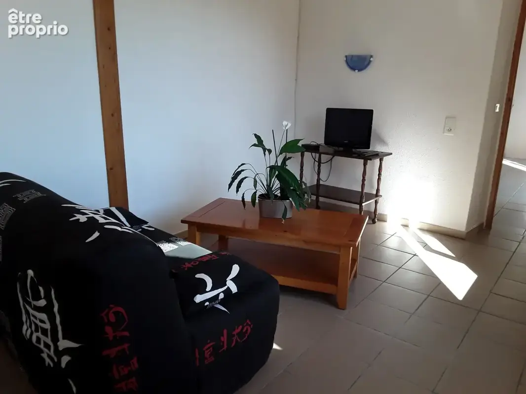 Maison en pierres avec belle grange et terrain - photo 7