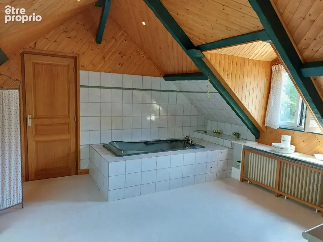 Ancien corp de ferme  7150 m² - photo 10
