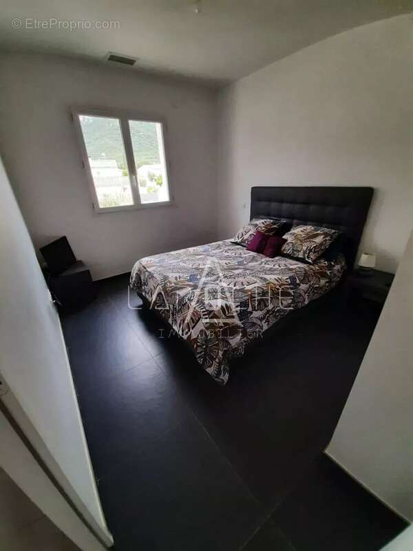 Maison à LAROQUE-DES-ALBERES