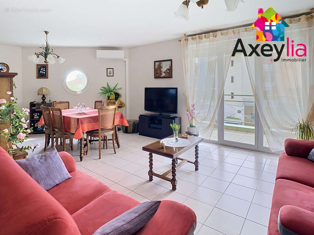 Appartement à RIORGES