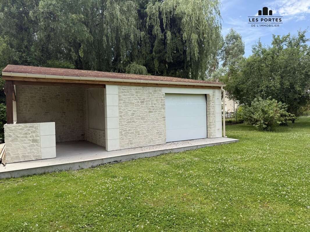 Maison à MILLY-LA-FORET
