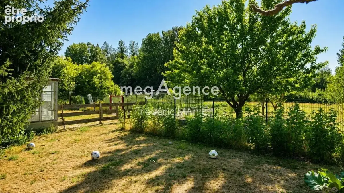 Maison de pays 123 m² – Dépendances – 7 263 m² de terrain - photo 7