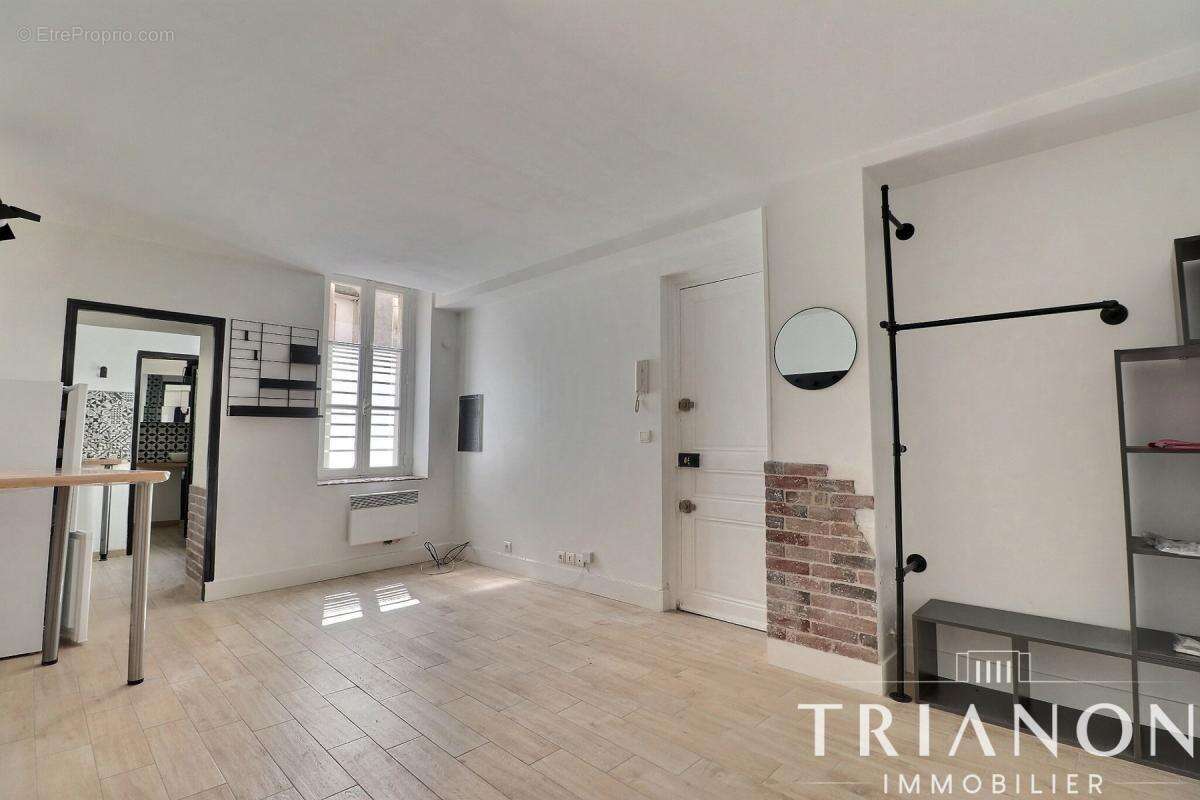 Studio – Centre historique – Calme sur cour – Saint-Germain-en-Laye - photo 4