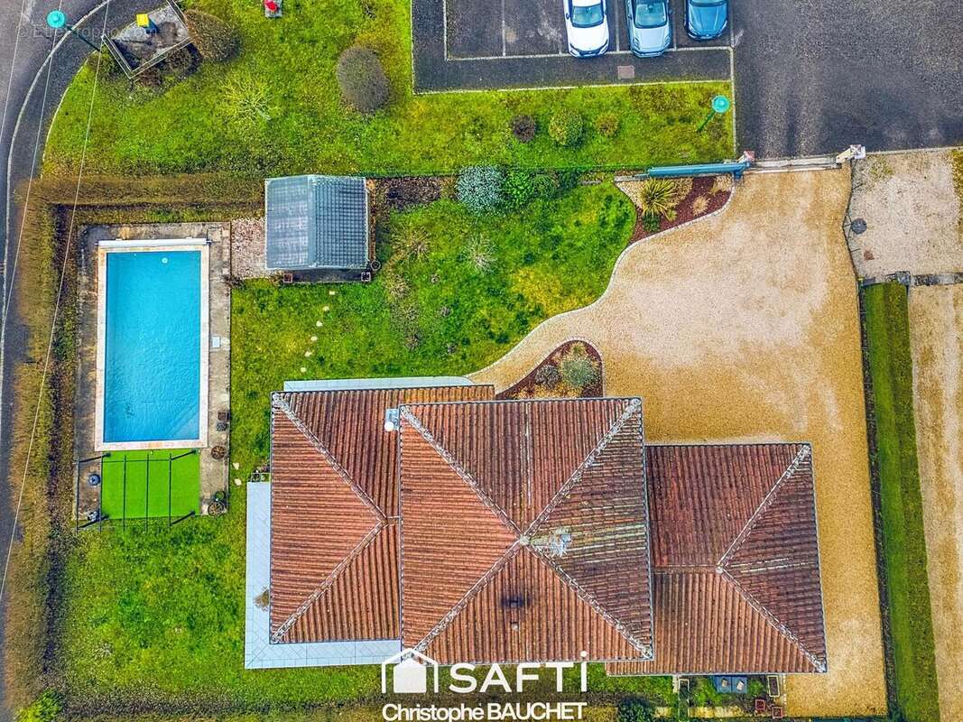 Photo 4 - Maison à MONTAGNAT