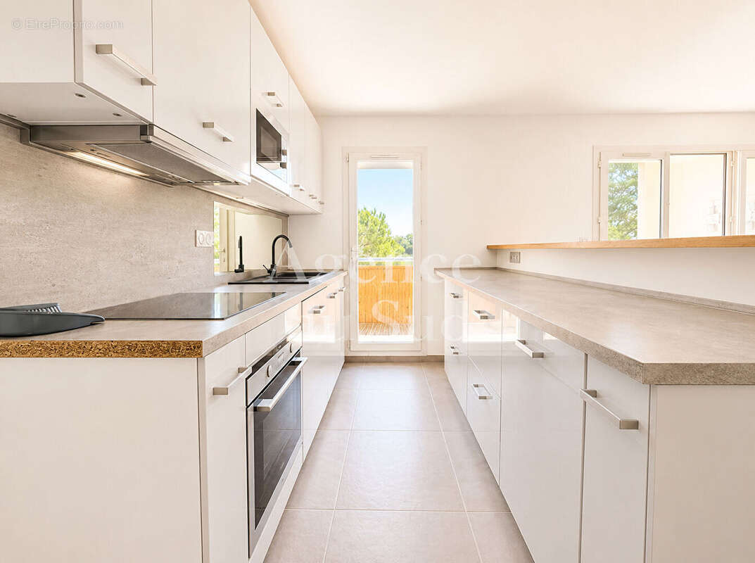 Appartement La Ciotat 4 pièce(s) 86 m2 - photo 7