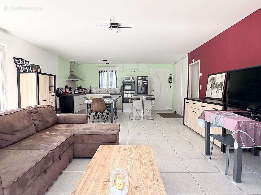 Maison à LES MATHES