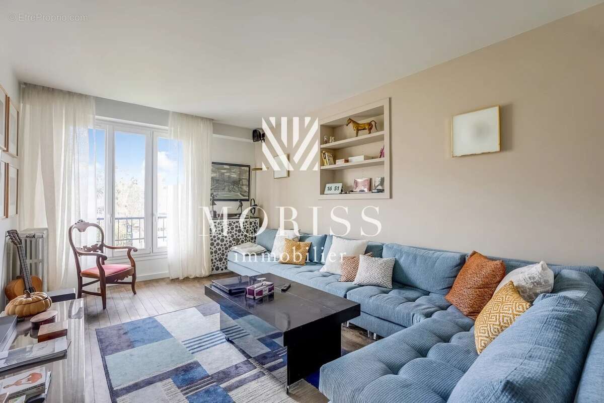 Appartement à FONTENAY-SOUS-BOIS