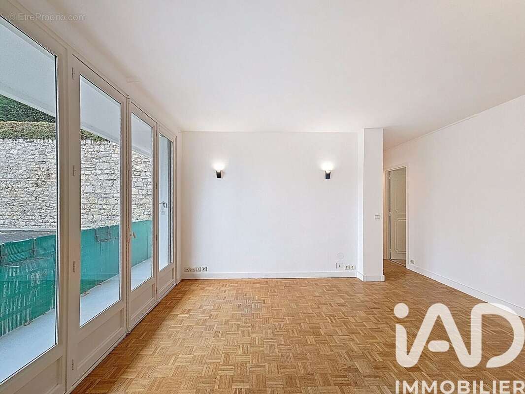 Photo 4 - Appartement à SEVRES