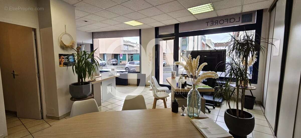 Commerce à AURILLAC