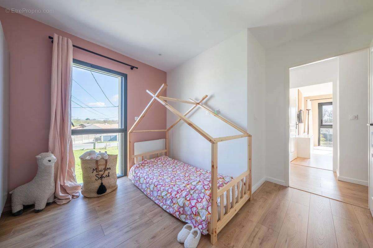 Maison à LISTRAC-MEDOC