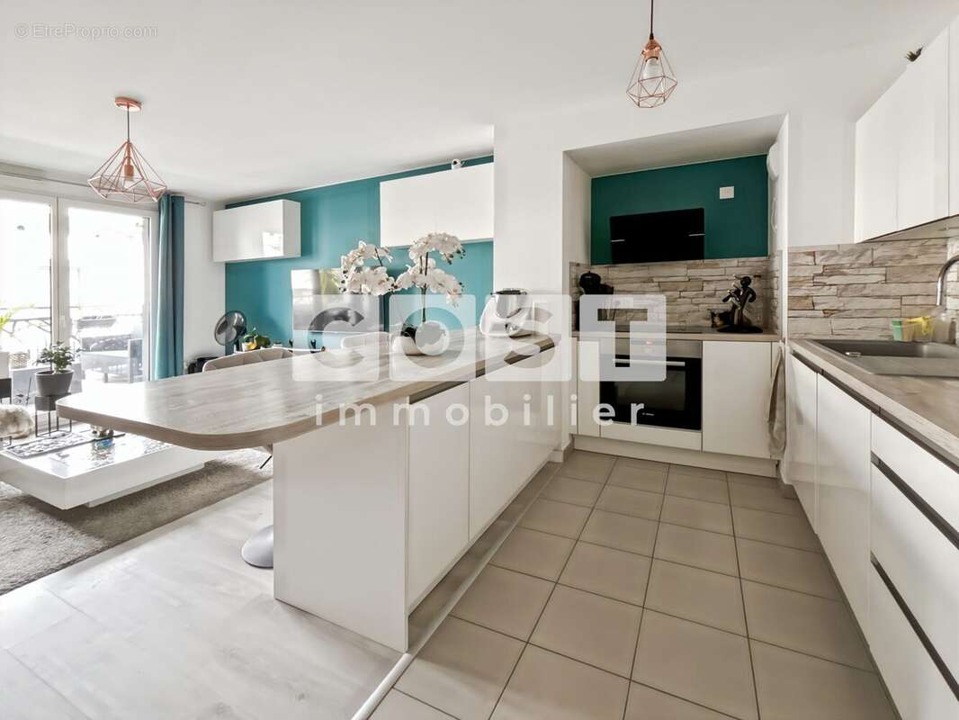 Appartement à COLOMBES