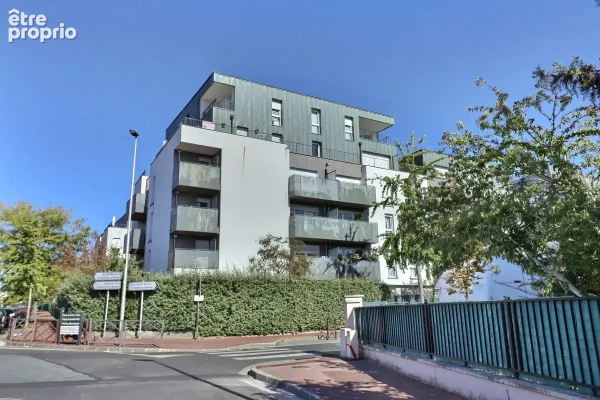 Libre : 2 pièces de 48 m² avec balcon et ascenseur dans résidence récente - photo 12