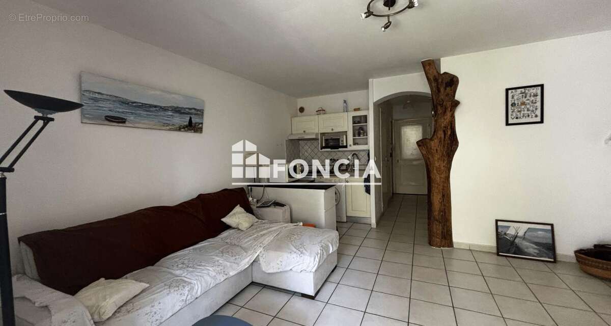 Appartement à SIX-FOURS-LES-PLAGES