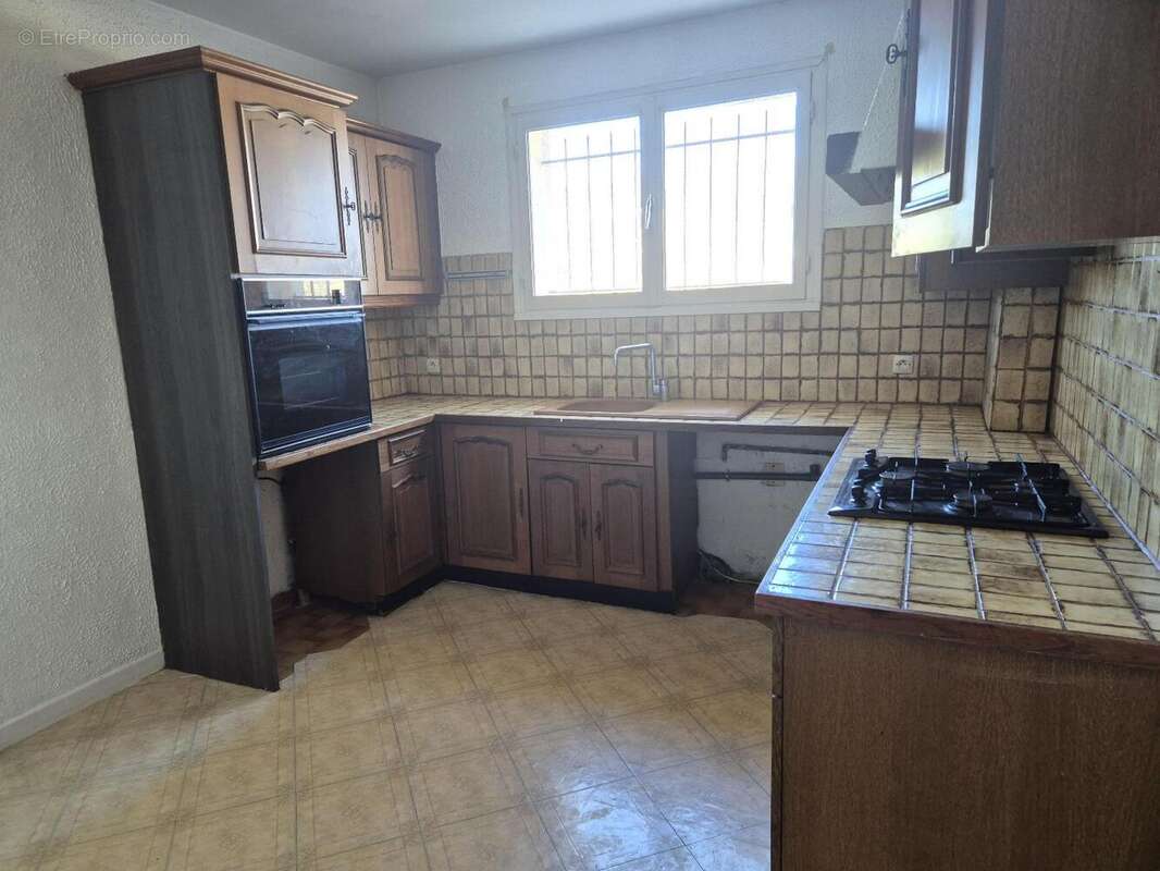   - Appartement à DRAGUIGNAN