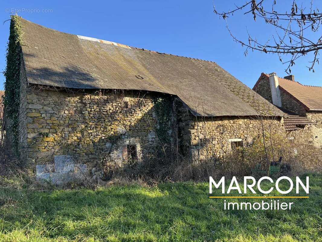 Maison à PIONNAT