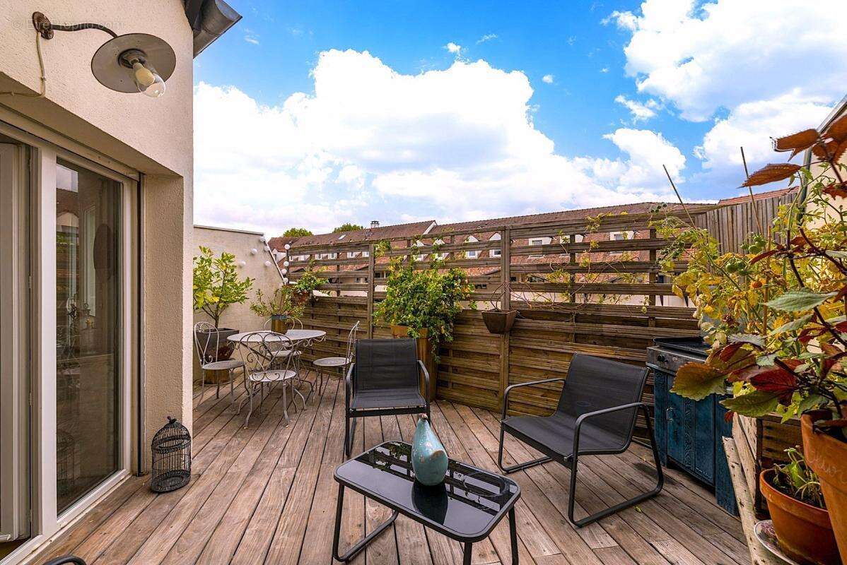 Appartement à SAINT-NOM-LA-BRETECHE