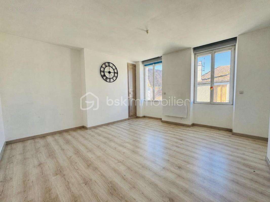 Appartement à APPOIGNY