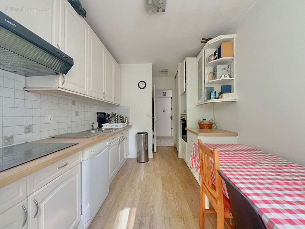 Appartement à FONTENAY-SOUS-BOIS