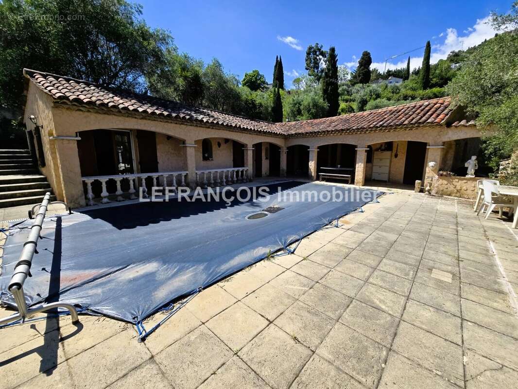 Maison à PEYMEINADE