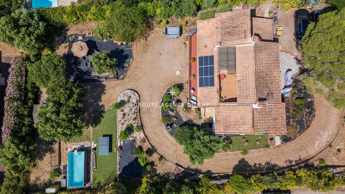 Maison à FREJUS