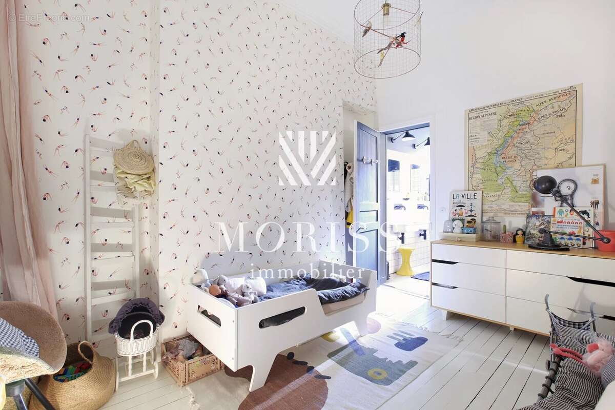 Appartement à PARIS-9E