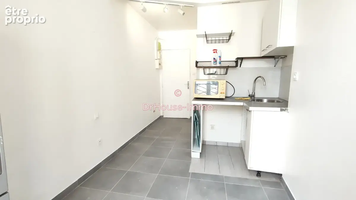 Appartement 1 pièce 13 m² à vendre à Saint-Denis (93200) - photo 4