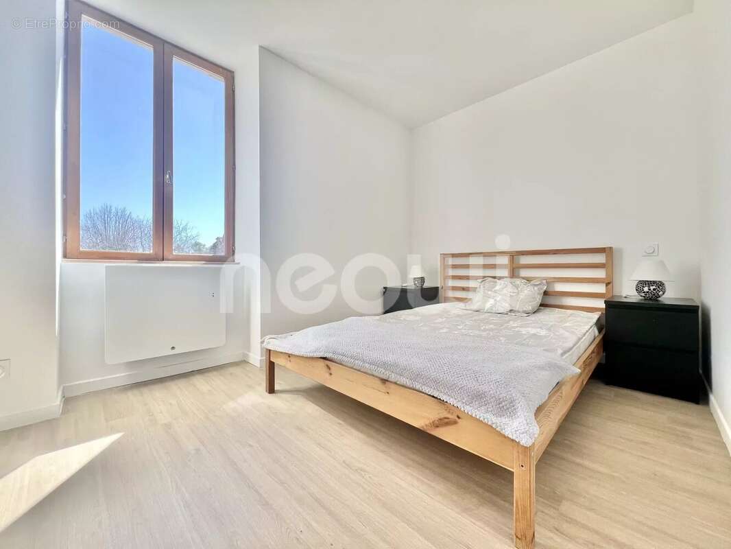 Maison à SAINT-AGOULIN