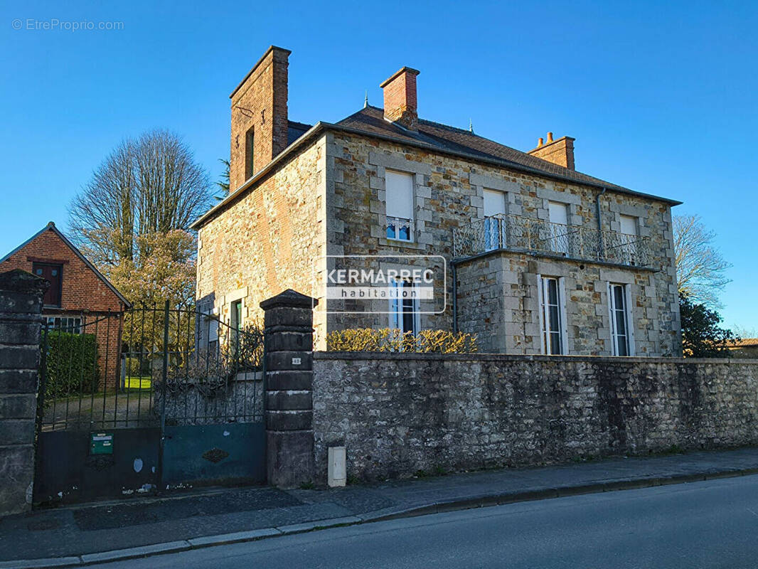 Maison à SAINT-AUBIN-D'AUBIGNE