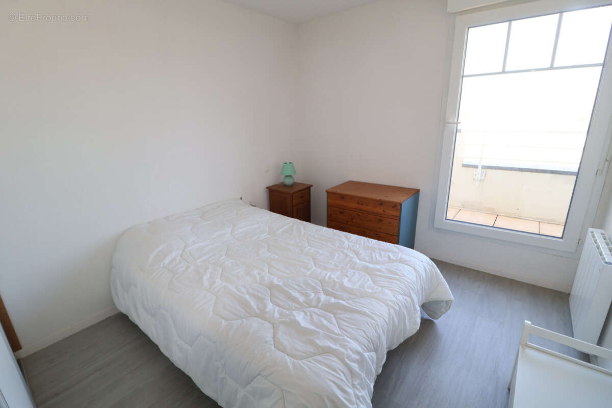 A proximité immédiate de la plage à BERCK-SUR-MER superbe 4 pièces en duplex avec 3ch 2sdb et parking souterra - photo 11