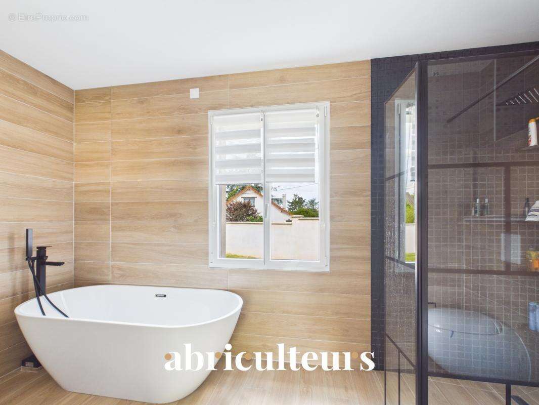 Maison d’architecte de plain-pied récente avec vue panoramique sur la nature environnante en vente à Vaugrigneuse (91640) - photo 26