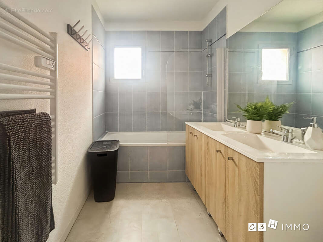Appartement 45 m² à Lacroix-Falgarde  - photo 5