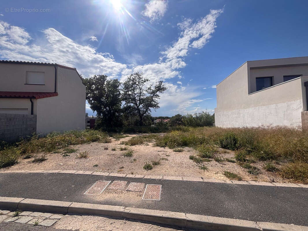 Terrain à PERPIGNAN