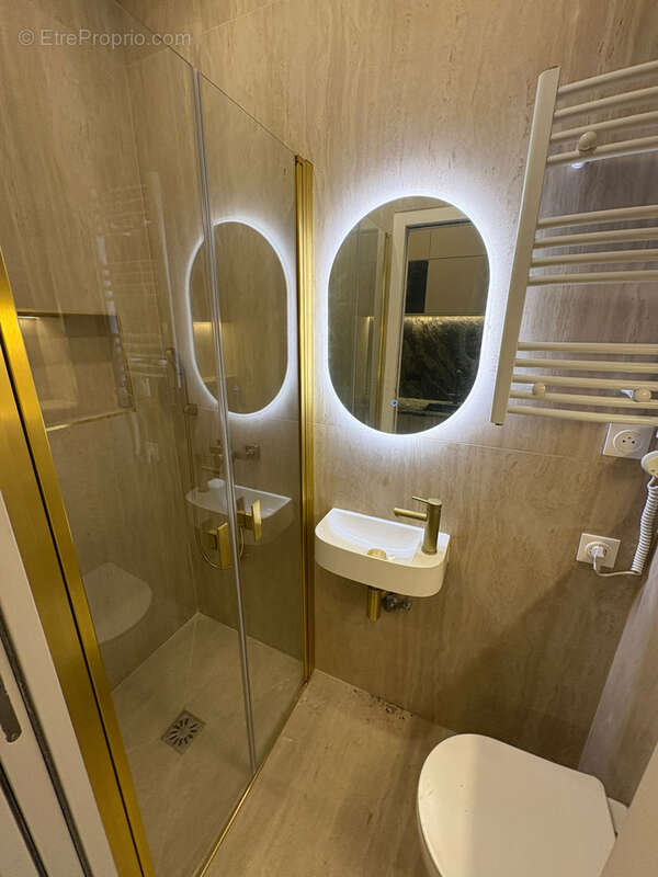 Appartement à LEVALLOIS-PERRET