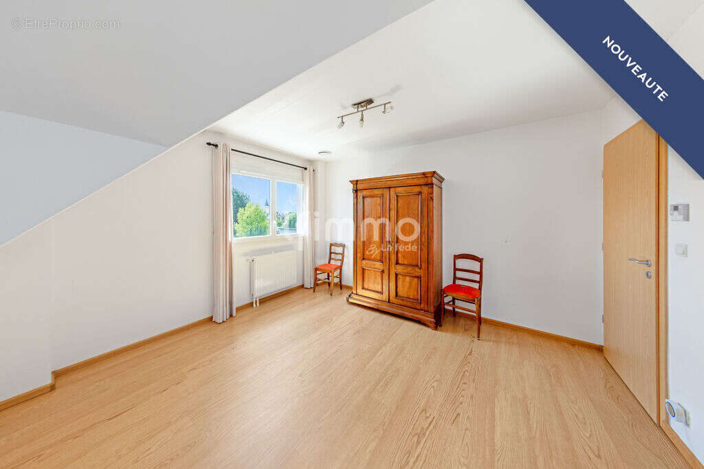 Villa avec piscine, parc paysager et prestations premium. Kembs - photo 16