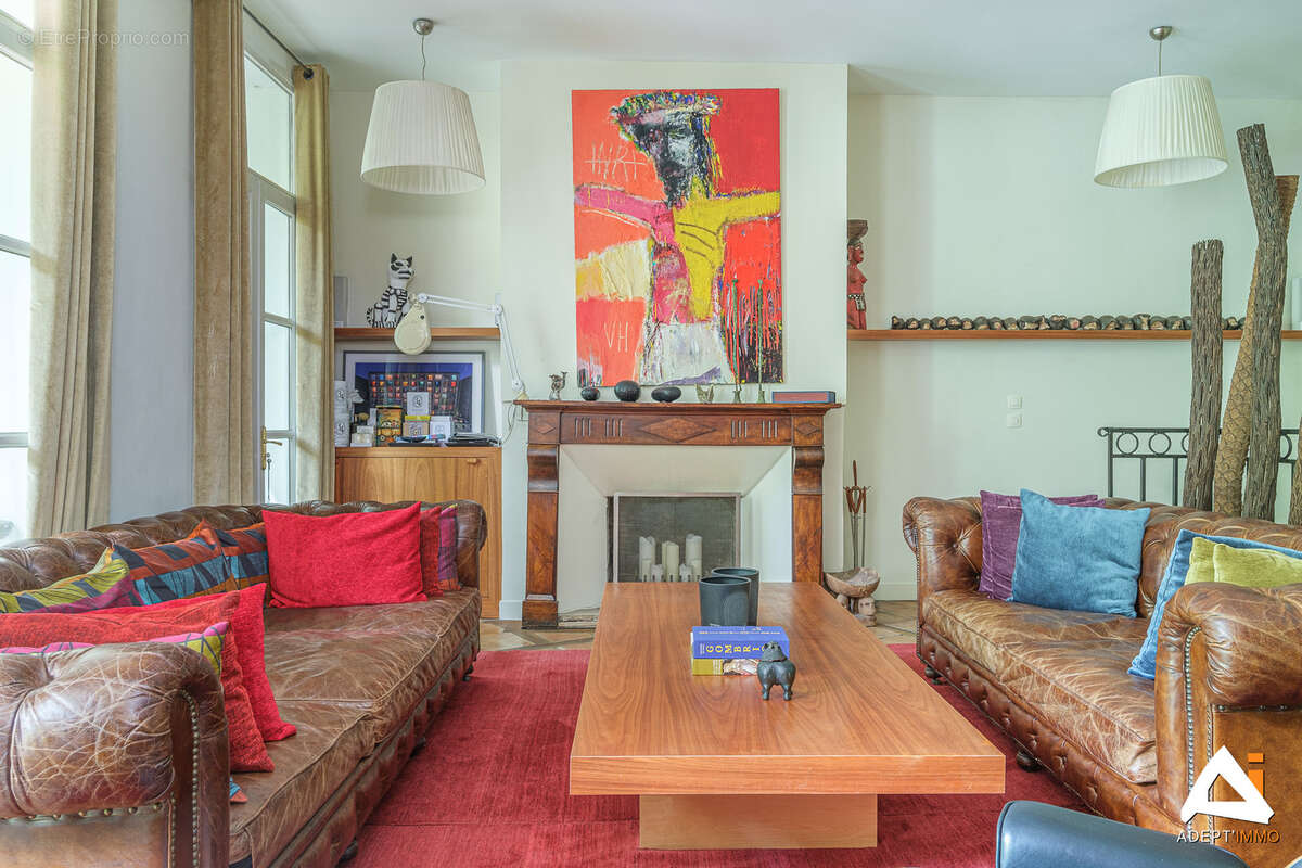 Appartement à MARSEILLE-6E