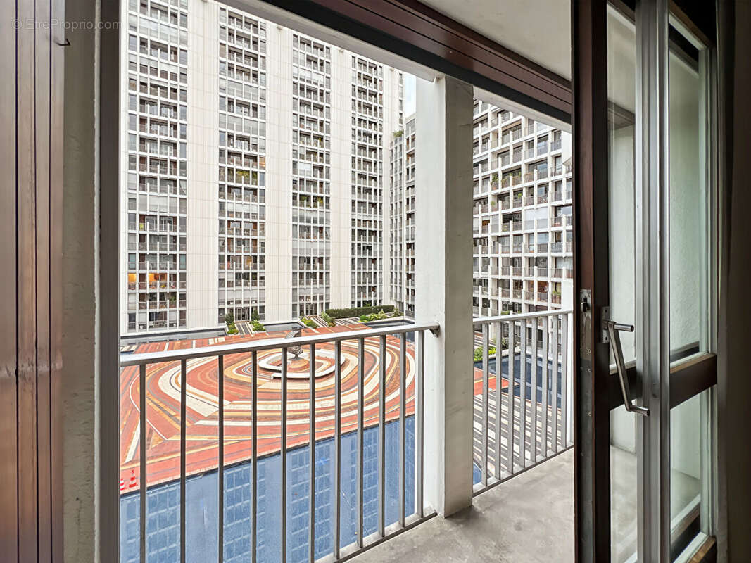 Appartement à PARIS-15E